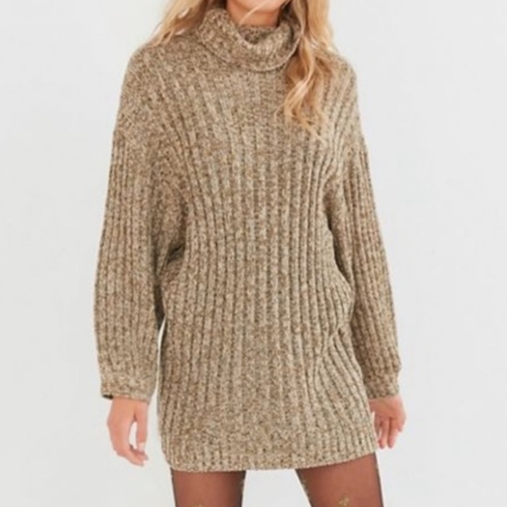 Urban Outfitters Cable Knit Balloon Sleeve Sweater Dress in  Marled Green size L